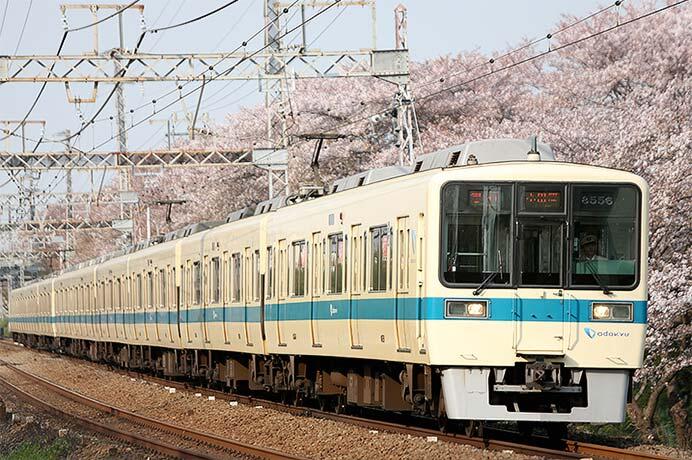 小田急「さよなら8256編成記念撮影会」を開催