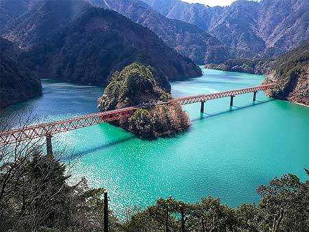 大井川鐵道「往復SL列車・奥大井ライナーバスで行く! 冬の奥大井湖上駅満喫ツアー」
