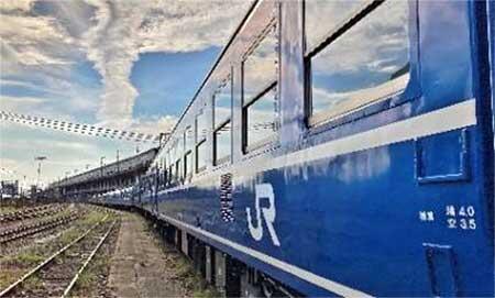 京都鉄道博物館，期間限定で「SLスチーム号」の客車を12系に変更