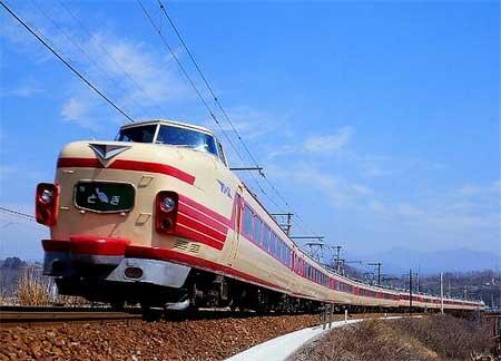 鉄道博物館で新収蔵資料展「鉄道写真家・南 正時 作品展 Lの時代 国鉄特急、大集合！」開催