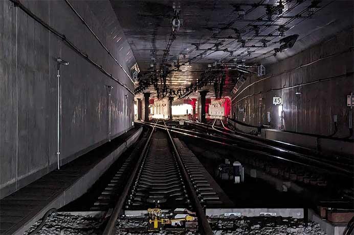 大阪ステーションホテル「館内ガイドツアー＆うめきた地下トンネル潜入ツアー2日間」を発売