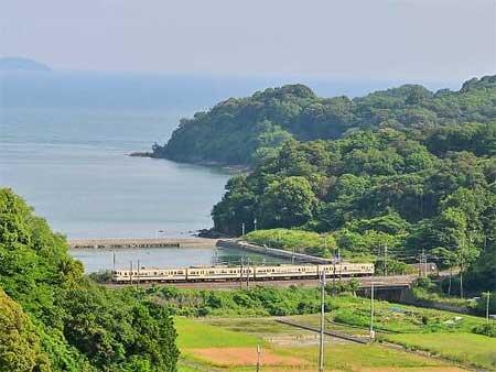 JR西日本，「ありがとう115系3000番台 瀬戸内色 貸切運行と車両展示会 2日間」の参加者募集