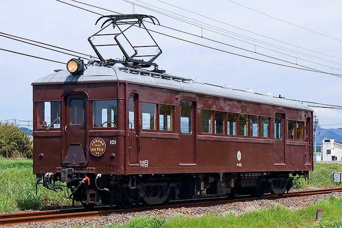 デハ101が運転される