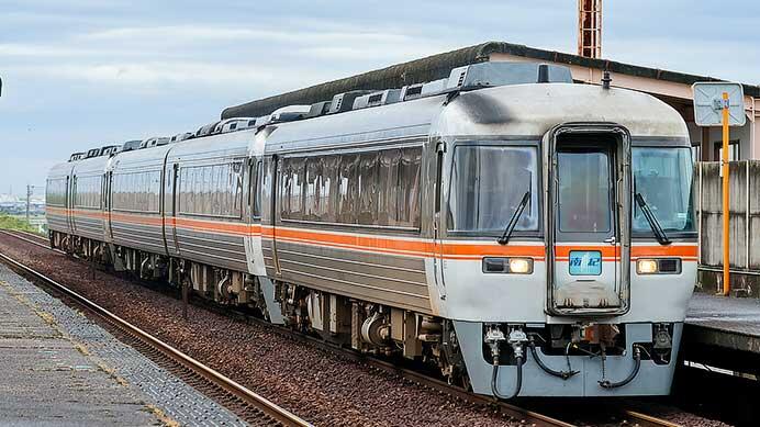 特急&ldquo;南紀&rdquo;2号・3号が5両編成で運転される