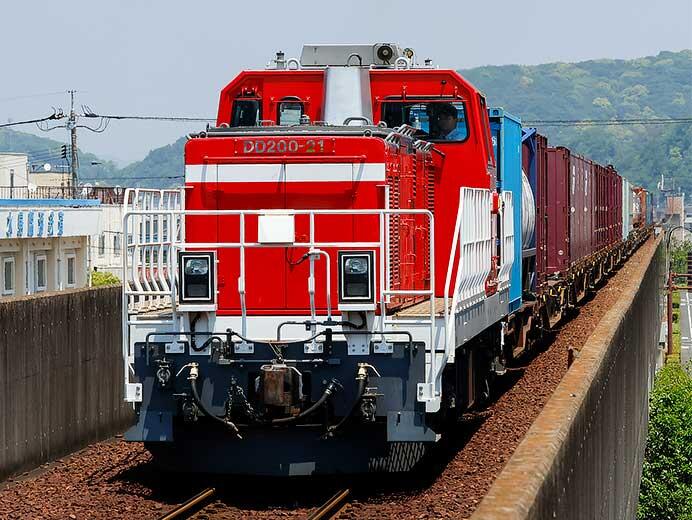 DD200-21が水島臨海鉄道に入線