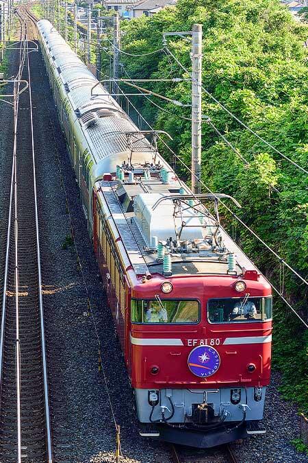 「カシオペア紀行」をEF81 80がけん引