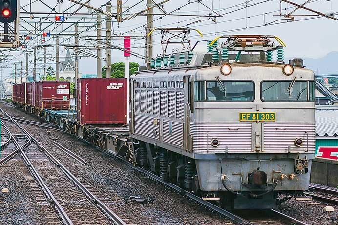 EF81 303がコンテナ貨物4076列車を日中にけん引
