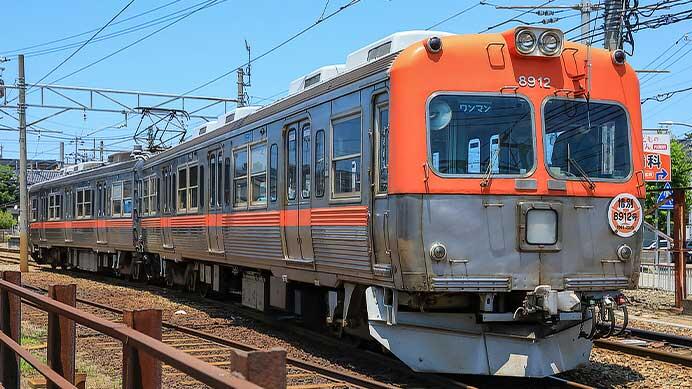 北陸鉄道8902編成に引退記念ヘッドマーク
