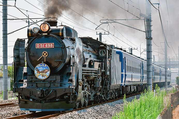 快速&ldquo;SLぐんま みなかみ&rdquo;をD51 498がけん引