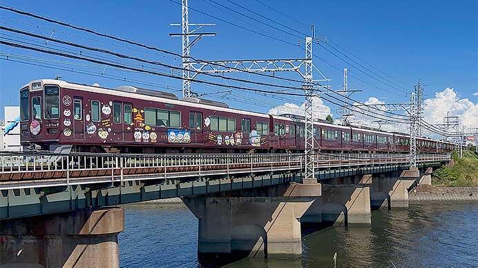 阪急で「ちいかわ」ラッピング電車の運転開始