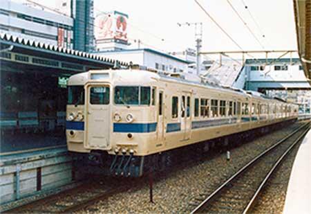 「115系・瀬戸内色」