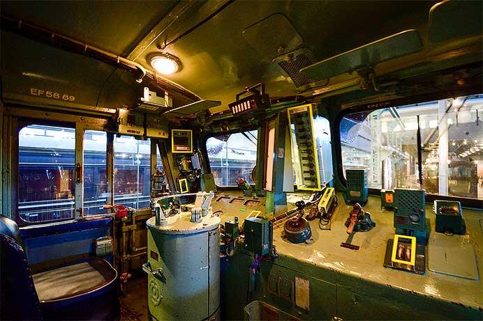 鉄道博物館で「車両ステーション月替わり運転室公開」開催