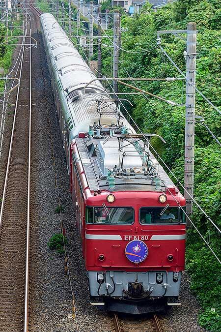 「カシオペア紀行」をEF81 80がけん引