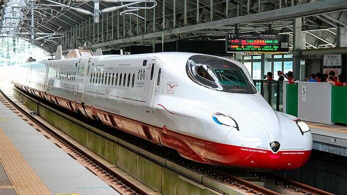 西九州新幹線で開業1周年記念「GO WEST号」運転