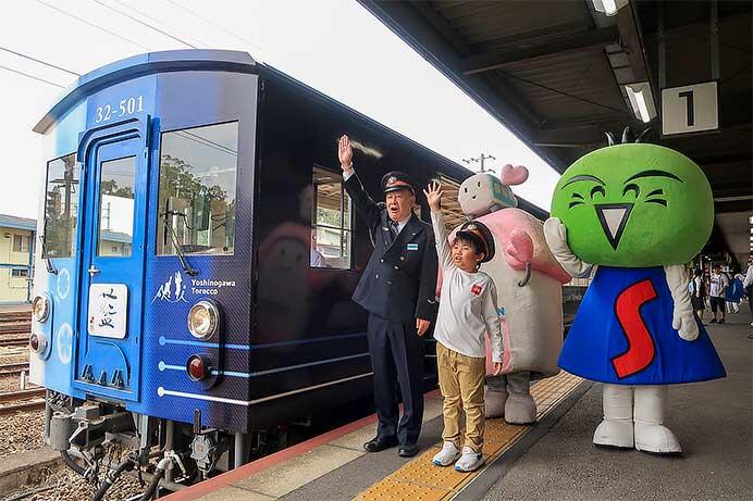 “藍よしのがわトロッコ”運転開始3周年を迎える