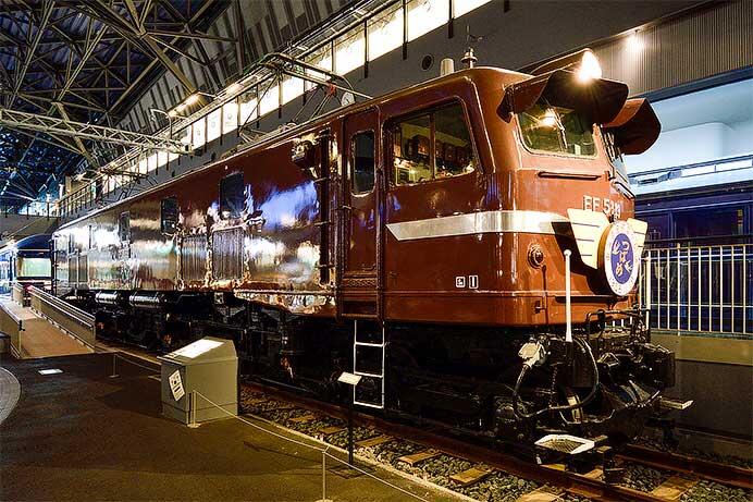 鉄道博物館で展示車両にヘッドマーク掲出｜鉄道ニュース｜2023年10月10