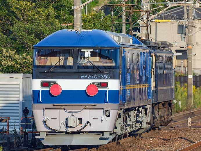 EF210-359が甲種輸送される