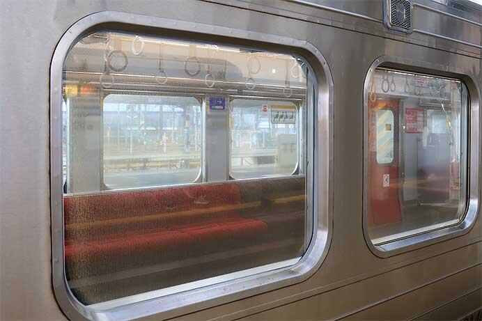 813系RM2214編成がロングシート化される