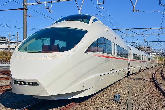 「ロマンスカー・VSE（50000形）引退記念撮影会」開催