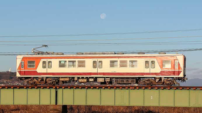 上信電鉄で単行列車運転