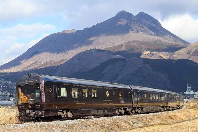 「ななつ星in九州」の2024年の運転が開始される