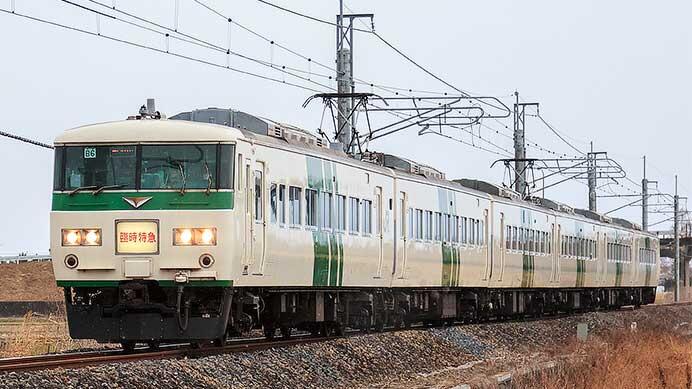 特急“きらきら足利イルミ”，185系で運転