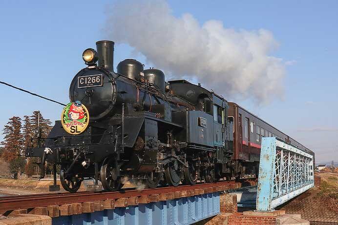 真岡鐵道で「いちごSL」運転