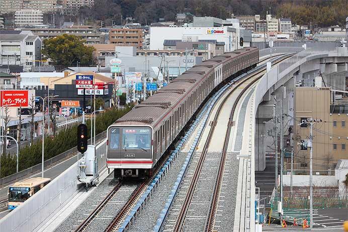 21系21607編成が箕面萱野へ
