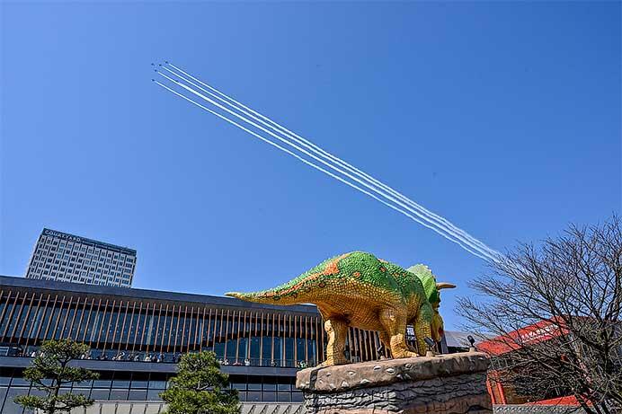 北陸新幹線 金沢—敦賀間が開業