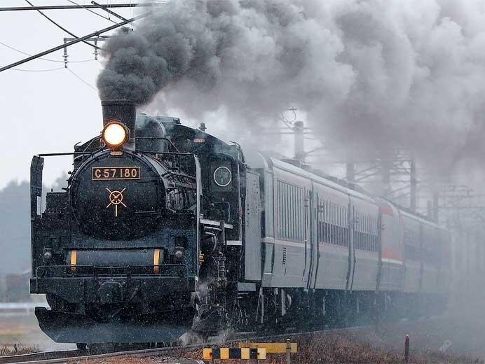 &ldquo;SL村上ひな街道&rdquo;の試運転が行なわれる