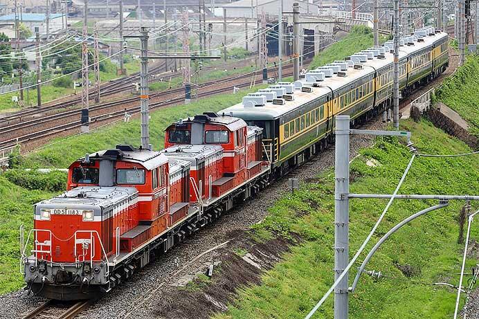 DD51形重連と14系「サロンカーなにわ」による訓練列車運転