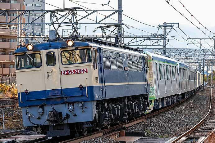 東武80000系が甲種輸送される