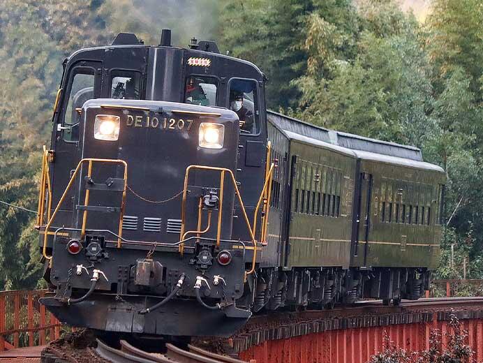 快速&ldquo;ゆふいん&rdquo;運転