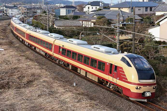 臨時特急&ldquo;水戸偕楽園君津号&rdquo;運転