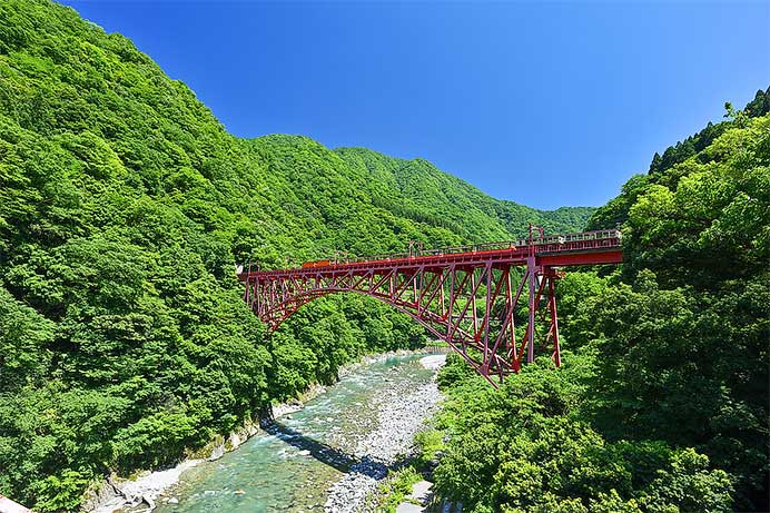 黒部峡谷鉄道,2025年度の営業運転を4月20日から開始