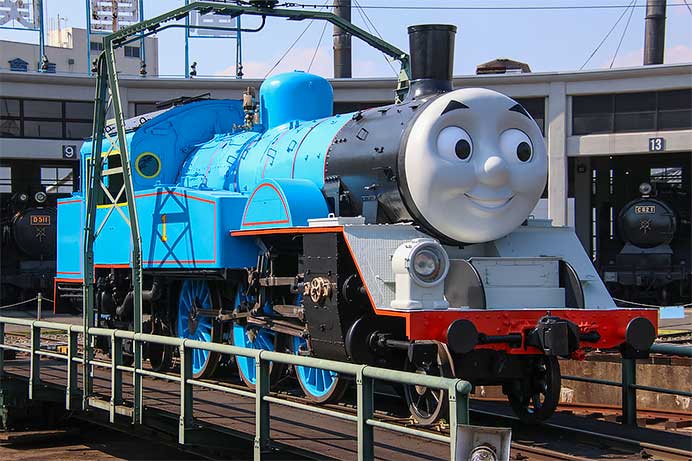 京都鉄道博物館で「扇形車庫にきかんしゃトーマスがやってくる」開催