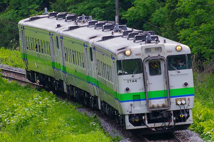 団体臨時列車「キハ40形 急行 旭川発 釧路行」運転