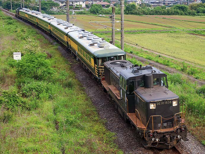団臨「サロンカー彗星」運転