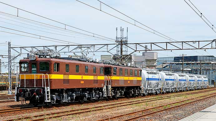 タキ1300-2・3・4・5・6・7が登場