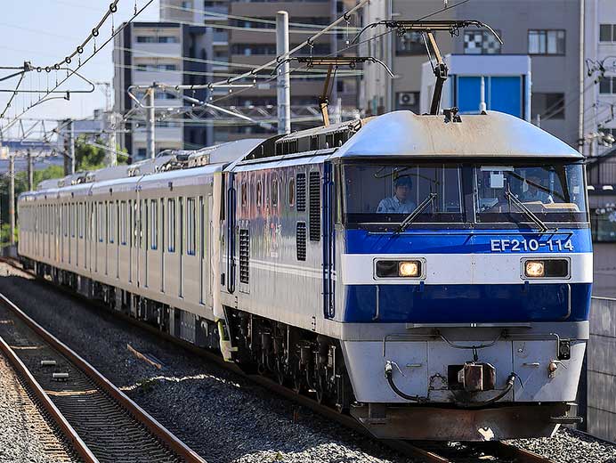 東武60000系5両が甲種輸送される