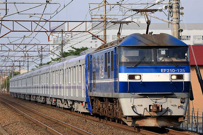 東京メトロ18000系18114編成が甲種輸送される