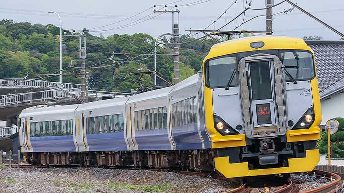 臨時特急“新宿さざなみ81号”運転