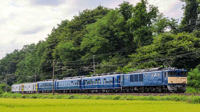 快速“SL・GVぐんま横川”をEF64 1031が代走けん引