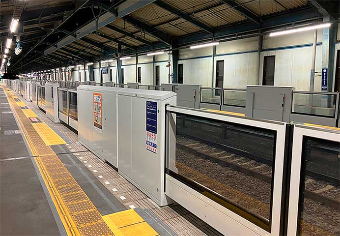 京急，小島新田駅1・2番線でホームドアの設置に着手