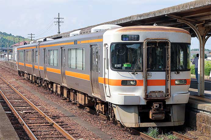 「熊野大花火大会」にともなう臨時列車運転