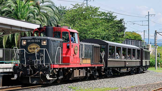 嵯峨野観光鉄道DE10 1104が京都鉄道博物館「SLスチーム」号を代走けん引