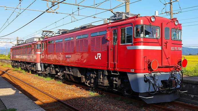 EF81 81＋ED75 758が秋田へ
