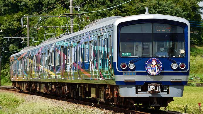  「HAPPY PARTY TRAIN」に「桜内梨子」誕生日ヘッドマーク