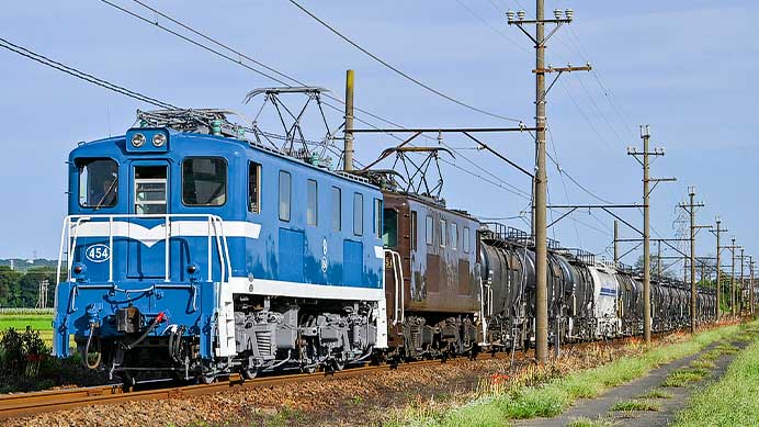 三岐鉄道ED45 4が秩父鉄道色に