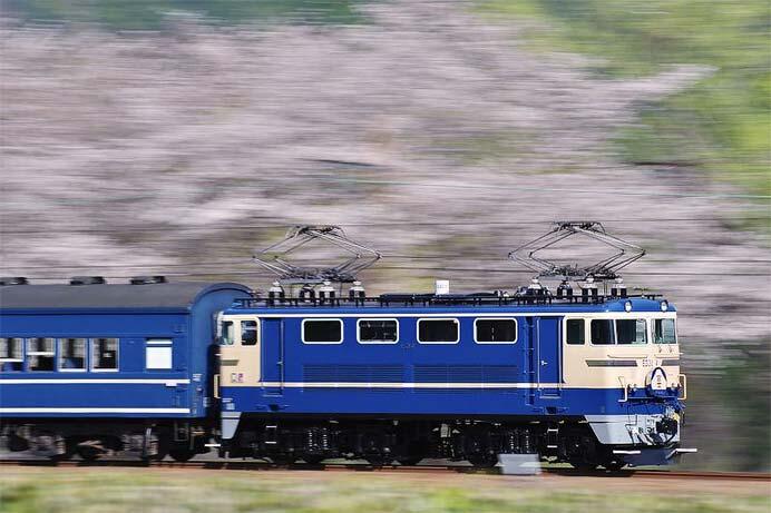 「大井川鐵道100周年記念カレンダー」発売